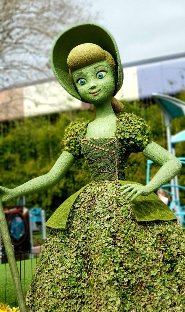 little bopeep topiary from toy story