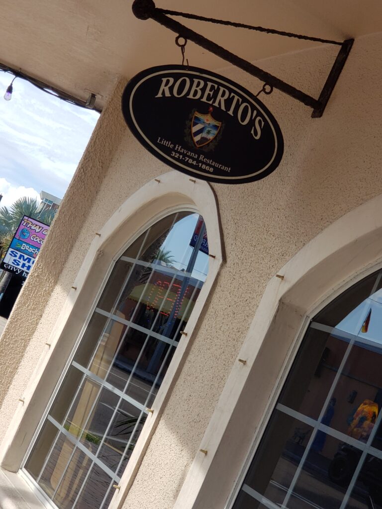 robertos front of the building