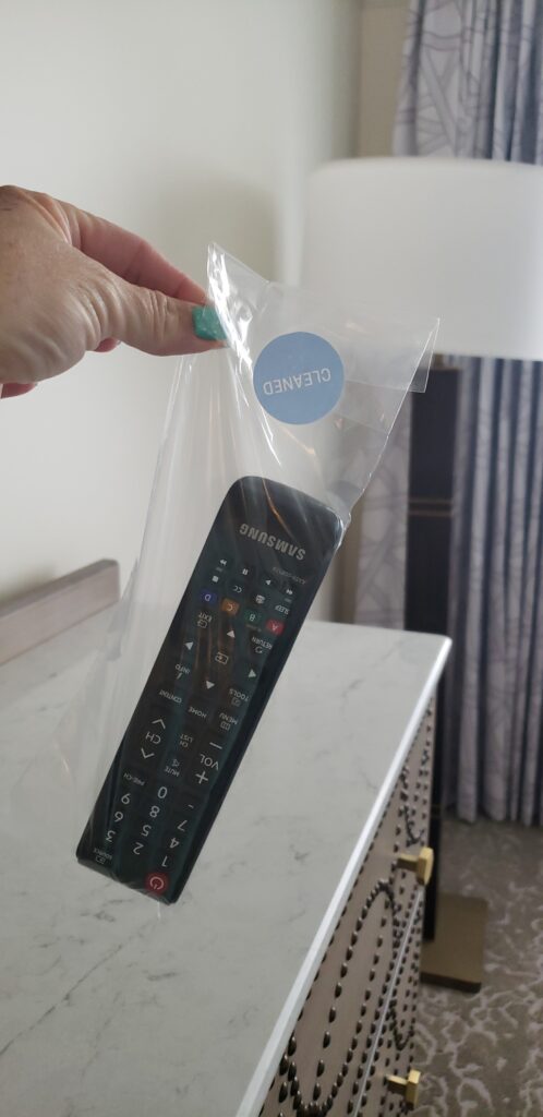 saratoga springs 2 bedroom - remotes in bags