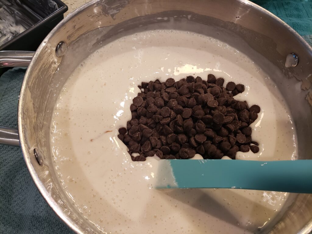 chocolate chips in the fluff for the fudge