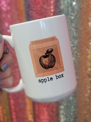 apple box mug