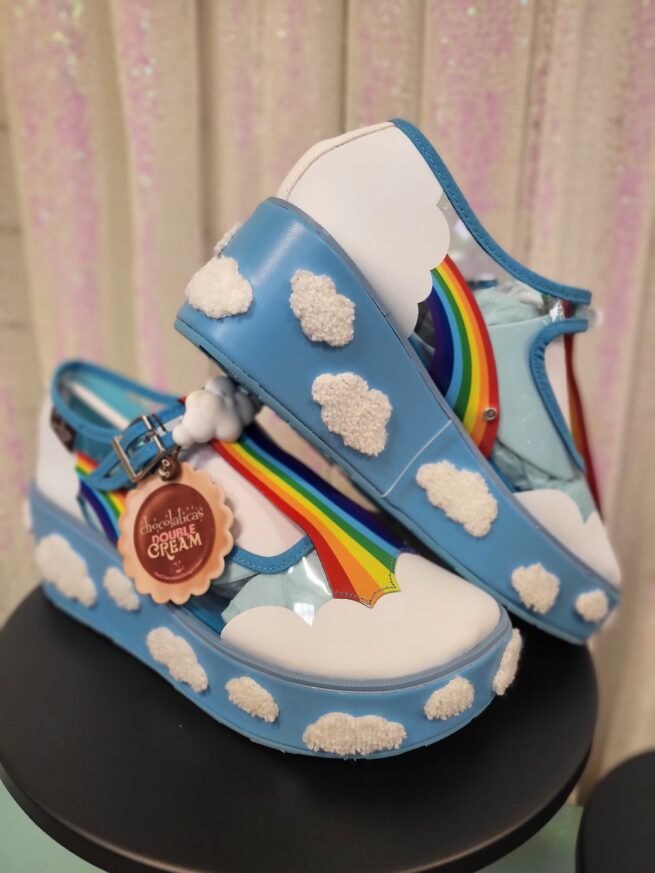 rainbow cloud shoes - hot chocolate - SIZE 8
