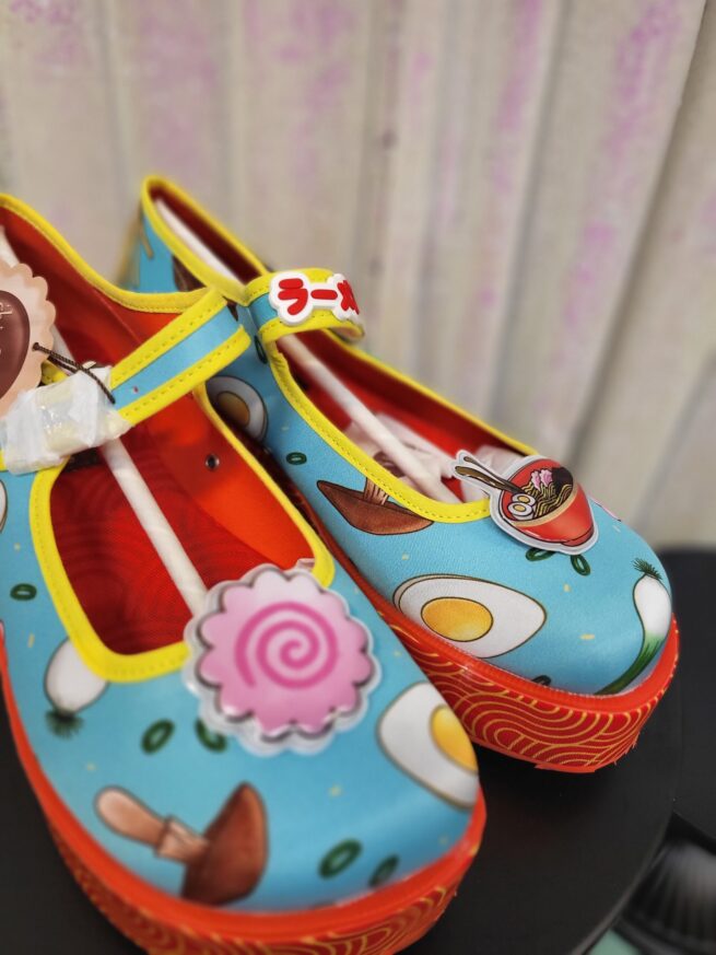 ramen noodle platforms - SIZE 8