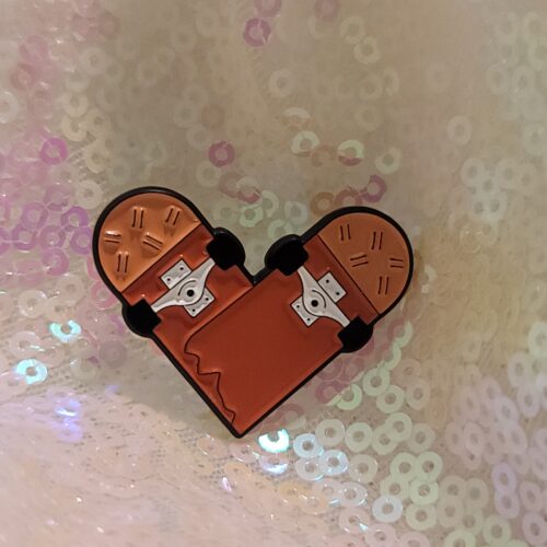 skateboard heart pin