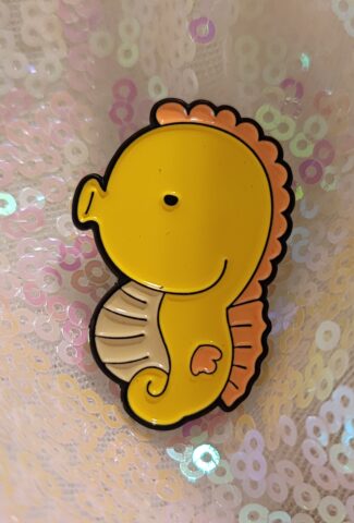 fat seahorse pin