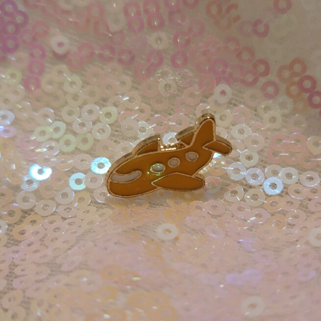 little plane pin