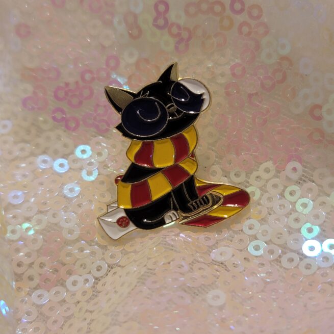 cat with harry potter scarf pin