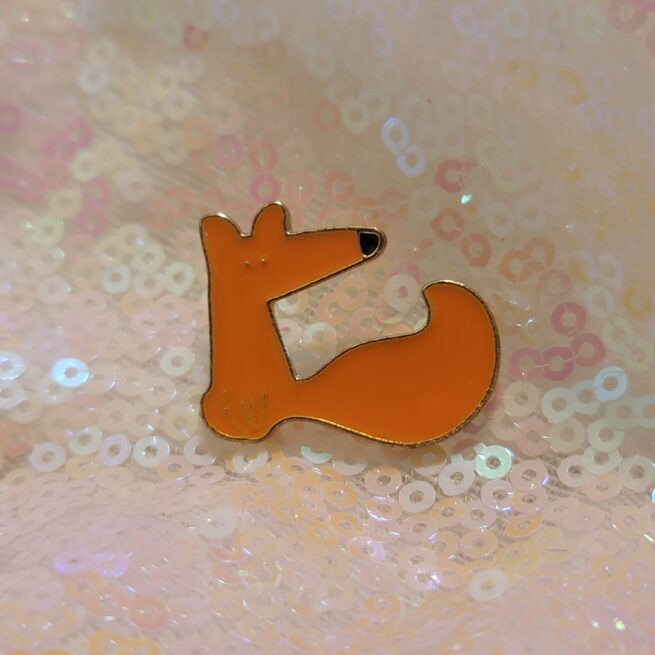 tiny fox pin