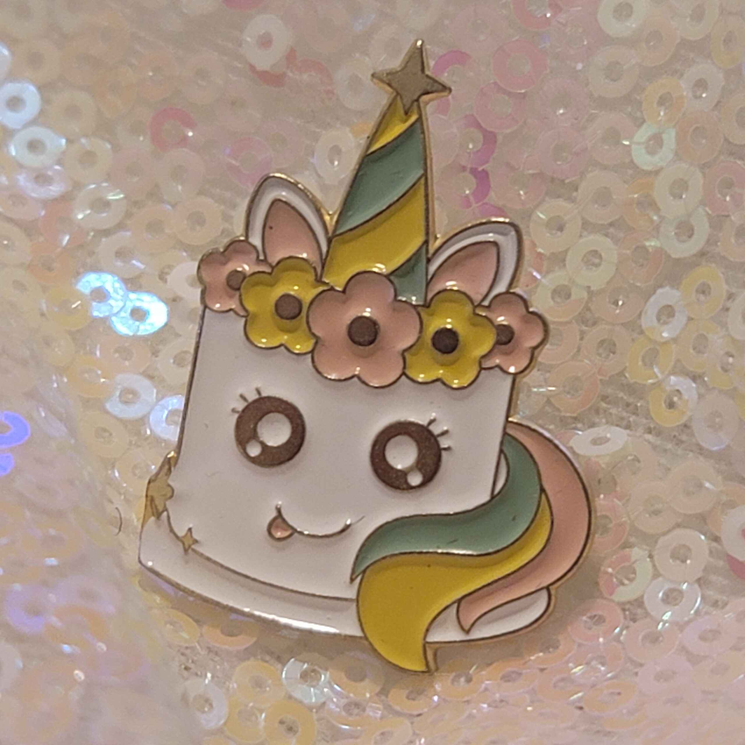 unicorn cake pin